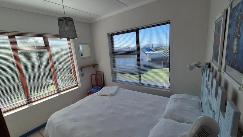5 Bedroom Property for Sale in Franskraal Western Cape